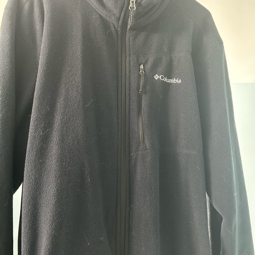 Columbia Men's Dark Blue Performance Jacket